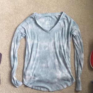 Blue American Eagle long sleeve☀️